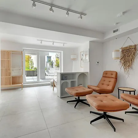 Morze By Grand غدينيا